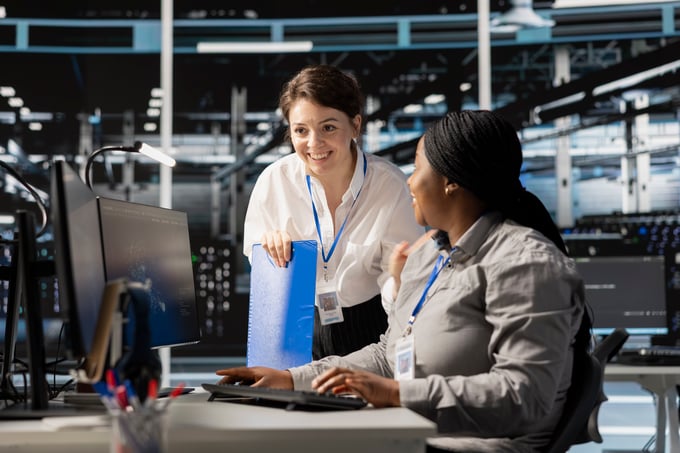 teamworking-colleagues-server-hub-pleased-after-successful-operations