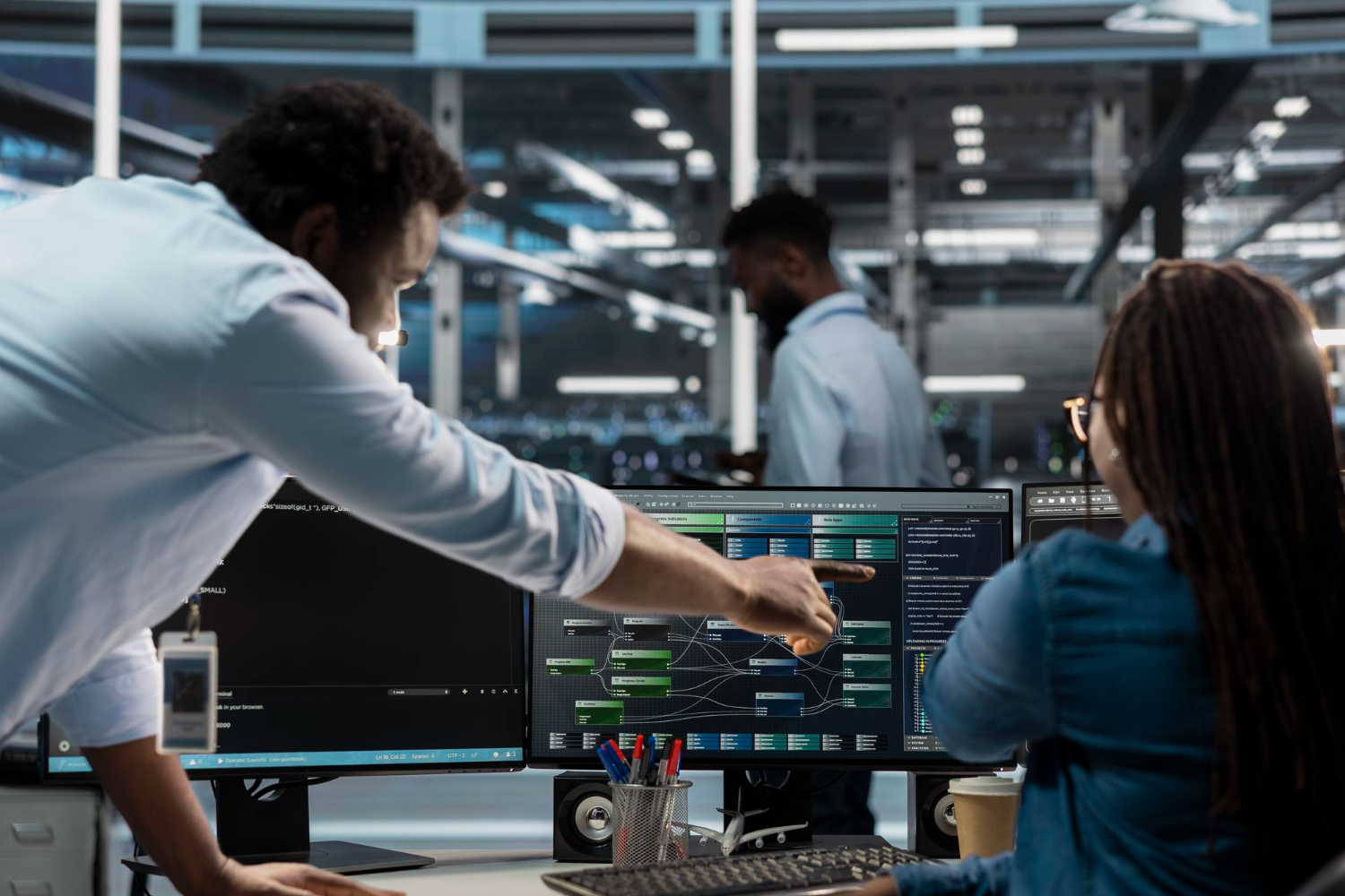 Outsource IT Support vs In-House: Mana yang Lebih Efisien?